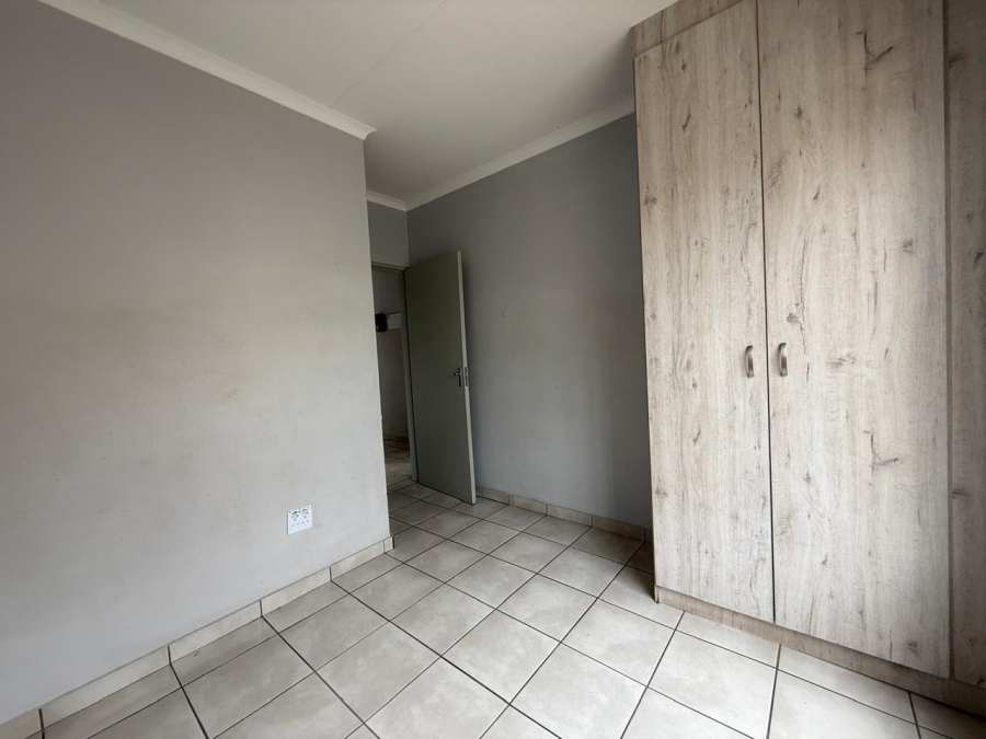 To Let 3 Bedroom Property for Rent in Waterkloof East North West